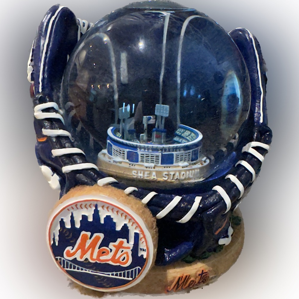 Mets Shea Stadium Snow globe